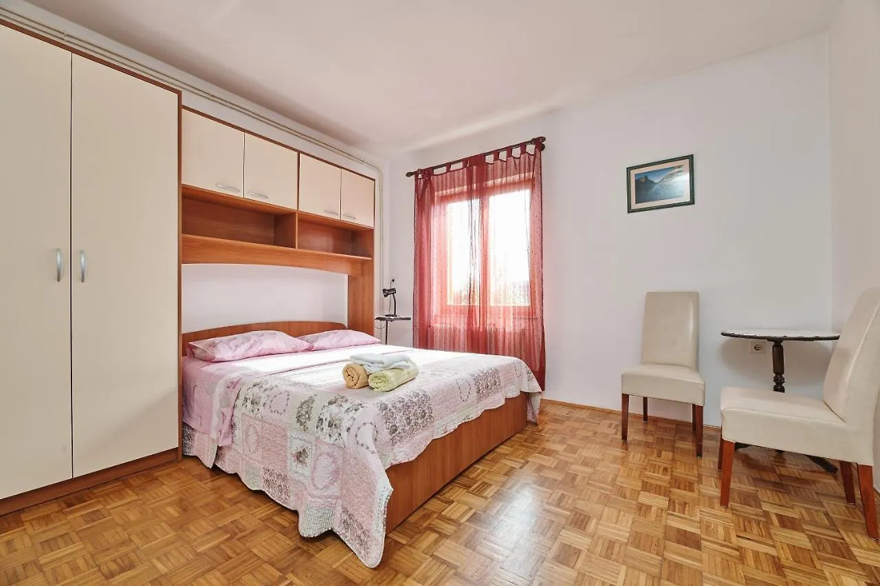 Apartment Car Umag