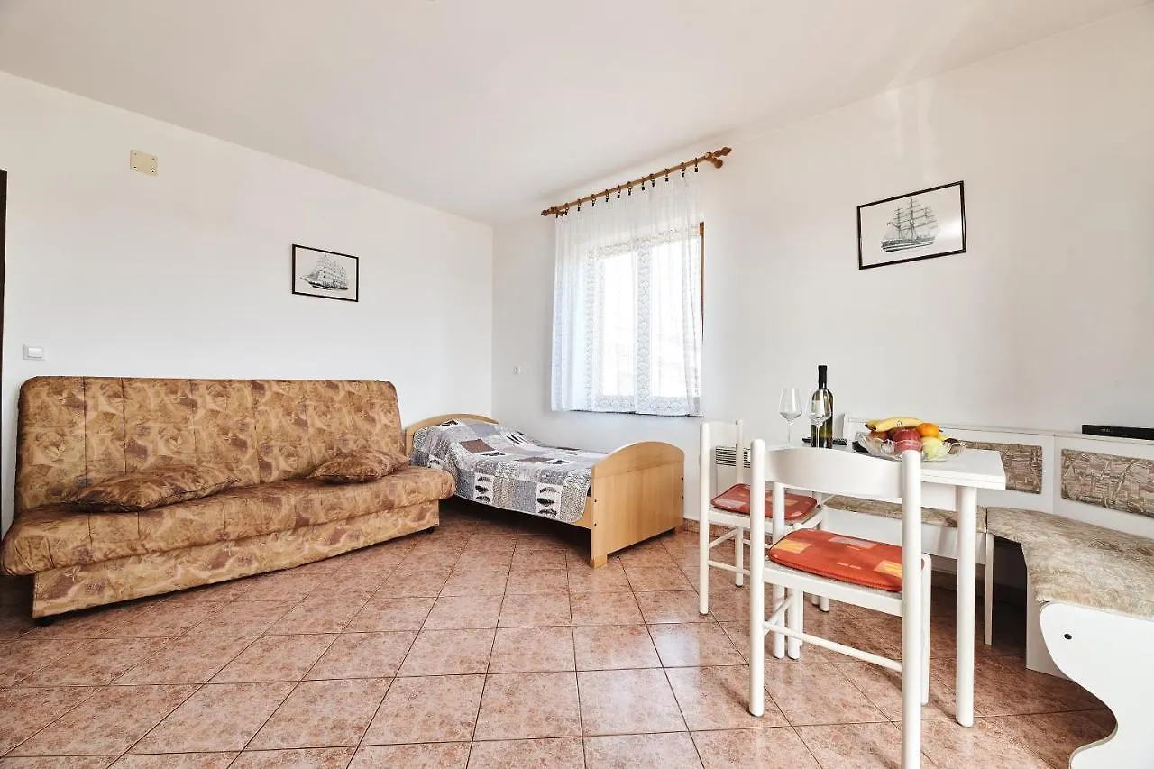 Apartment Car Umag 0*,
